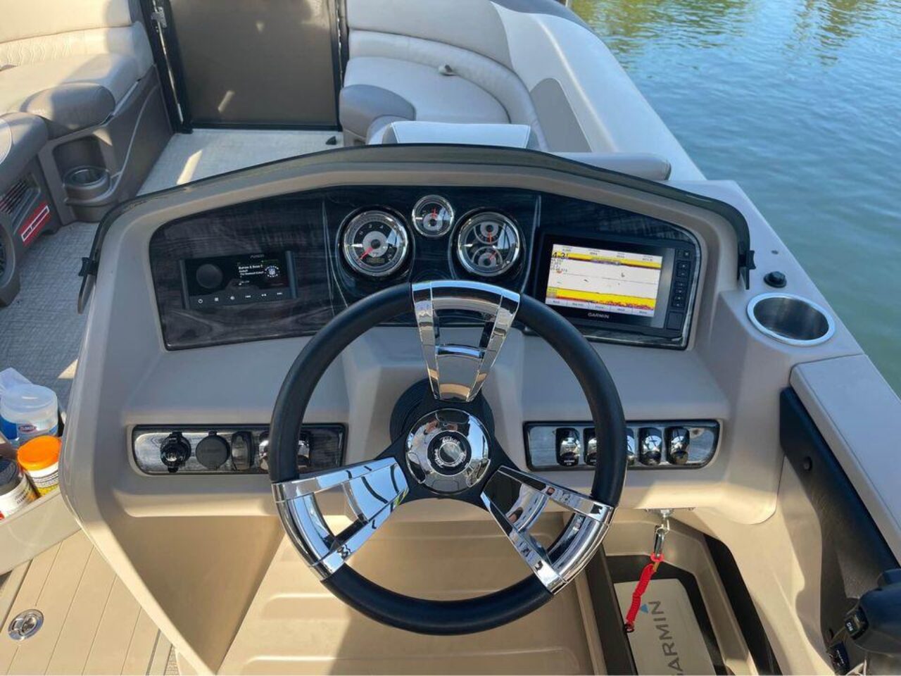 Burt Lake and Mullet Lake Boat Rentals Inn Between Waterfront Rentals