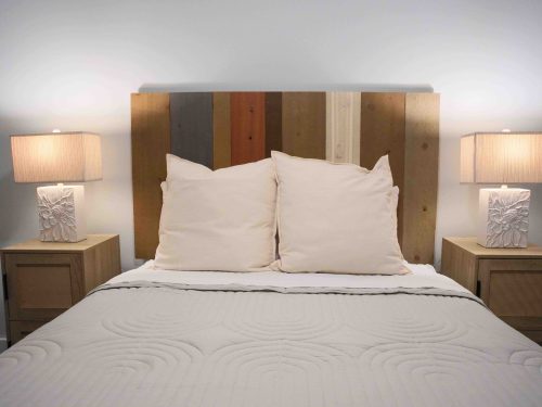 Small mb bed room