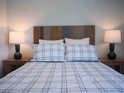 Small mb bedroom