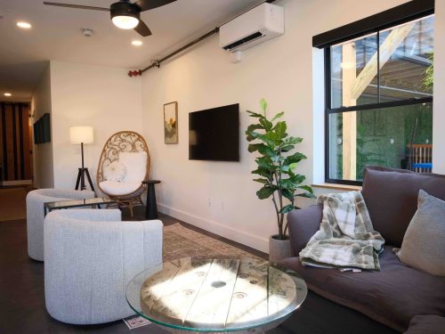 Small mb livin area