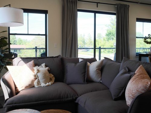 Small mb living